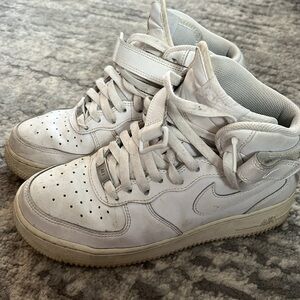 Nike Air Force 1 Mids